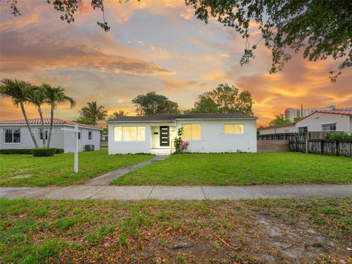 6437 Sw 10th St, West Miami, FL, 33144-4941 | Card Image