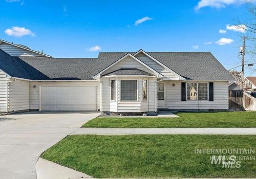 716 S 9th Ave, Caldwell, ID, 83605-4110 | Card Image