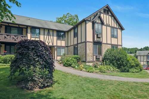 apt-4-68 Foxwood Dr, Pleasantville, NY, 10570-1174 | Card Image