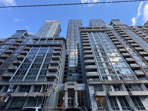 405-270 Wellington St W, Toronto, ON, M5V3P5 | Card Image