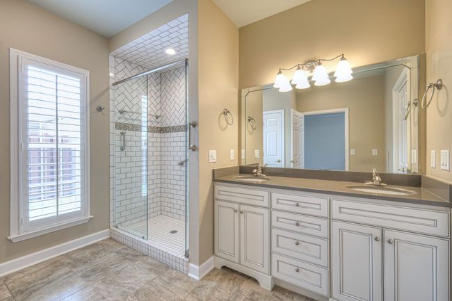 7002 Sunrise Cir, Condo with 4 bedrooms, 2 bathrooms and 2 parking in Franklin TN | Image 21
