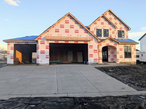 111 S 650 W, Hyrum, UT, 84319-1370 | Card Image