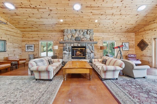 Fireplace in Great Room | Image 10