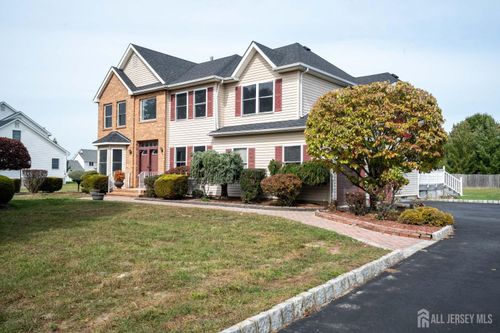 27 Samantha Dr, Monroe, NJ, 08831-4046 | Card Image