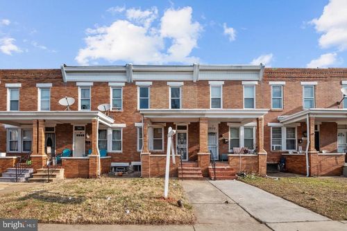2828 Lake Ave, BALTIMORE, MD, 21213-1218 | Card Image