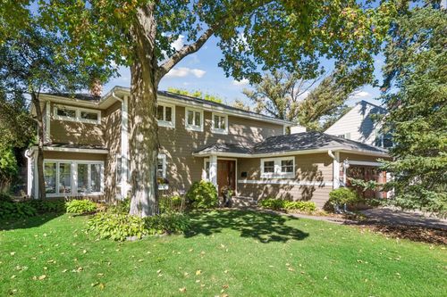 4824 Maple Rd, Edina, MN, 55424-1225 | Card Image