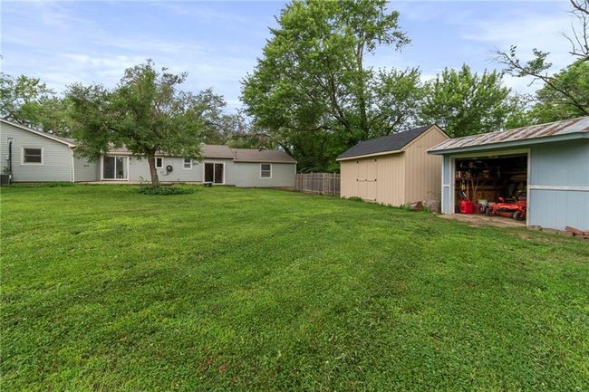 7423 Nw Locust Dr, House other with 3 bedrooms, 2 bathrooms and null parking in Parkville MO | Image 30