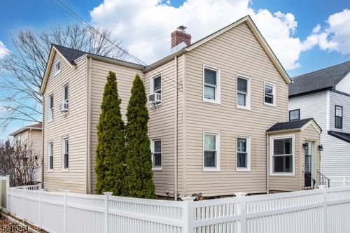 108 Walnut St, Bloomfield, NJ, 07003-5024 | Card Image