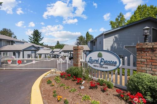 apt-a3-3810 S 158th St, Tukwila, WA, 98188-2670 | Card Image