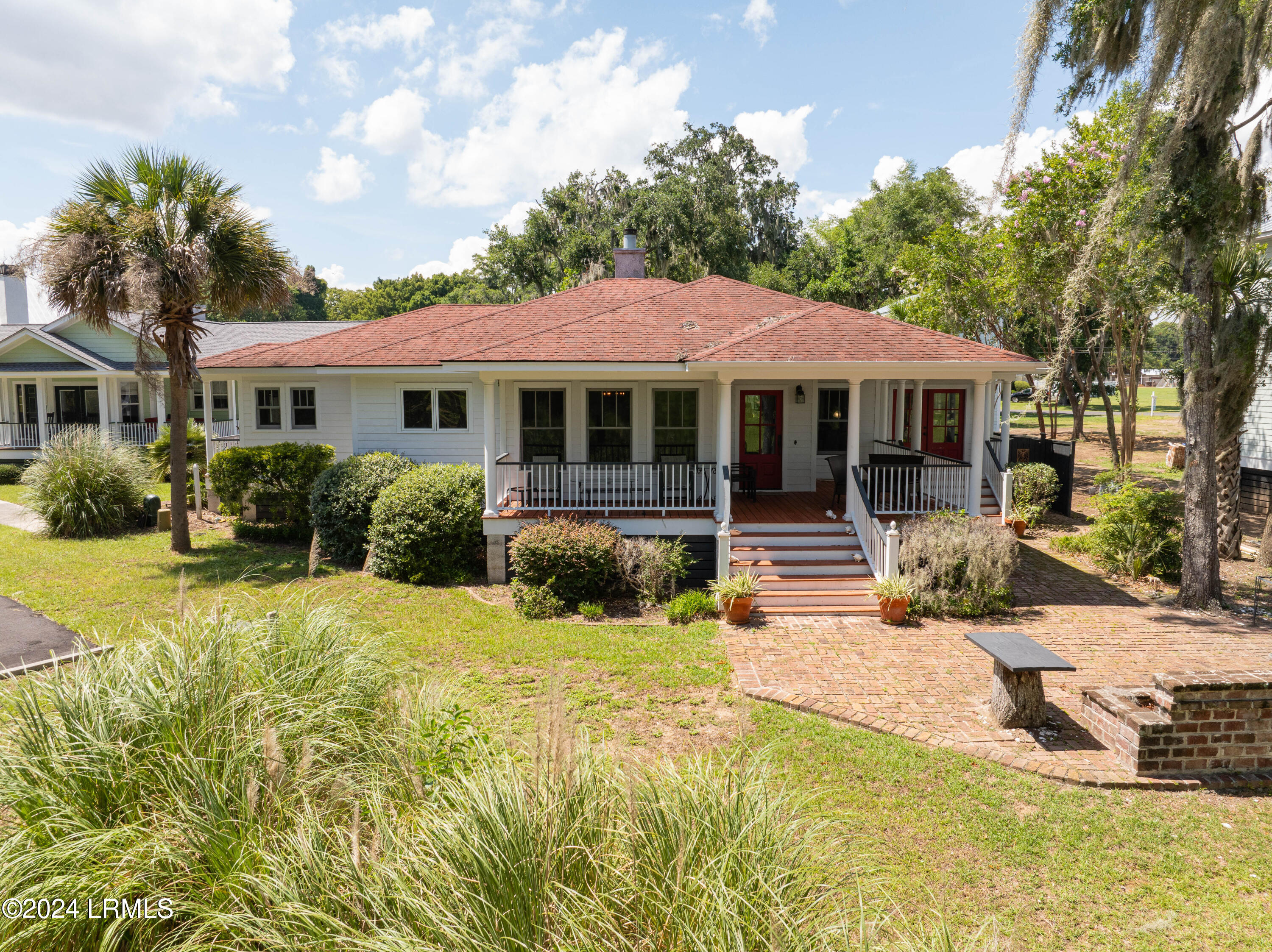 13th St, Port Royal, SC 29935
