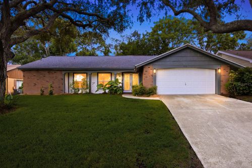 8604 Mill Creek Ln, HUDSON, FL, 34667-2565 | Card Image