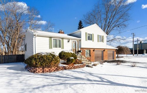 9420 Niemel Drive, Niagara Falls, NY, 14304 | Card Image