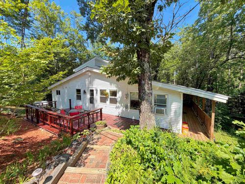 140 Mountain View Dr, Conway, NH, 03818-6223 | Card Image