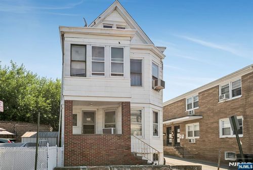 253 E 21st St, Paterson, NJ, 07513-1509 | Card Image