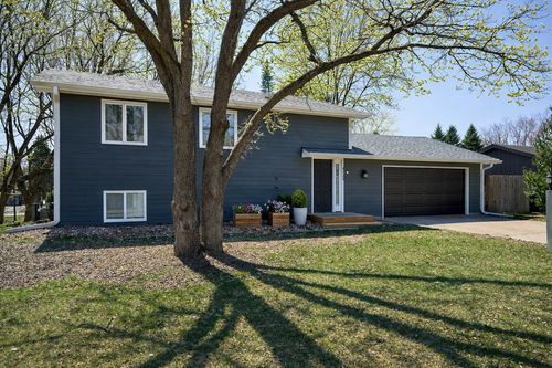 4324 Rustic Pl, Shoreview, MN, 55126-6247 | Card Image