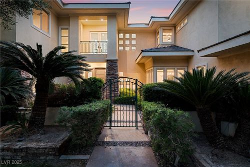 605 Canyon Greens Dr, Las Vegas, NV, 89144-0832 | Card Image