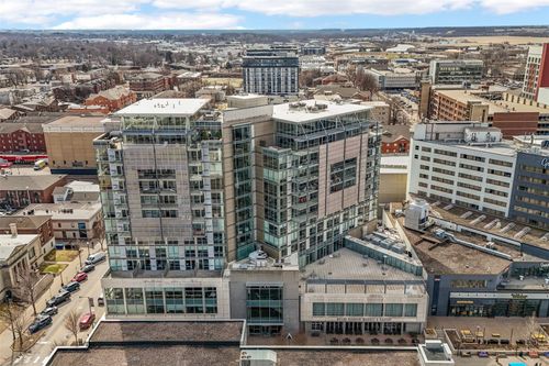 apt-1206-221 E College St, Iowa City, IA, 52240-1757 | Card Image