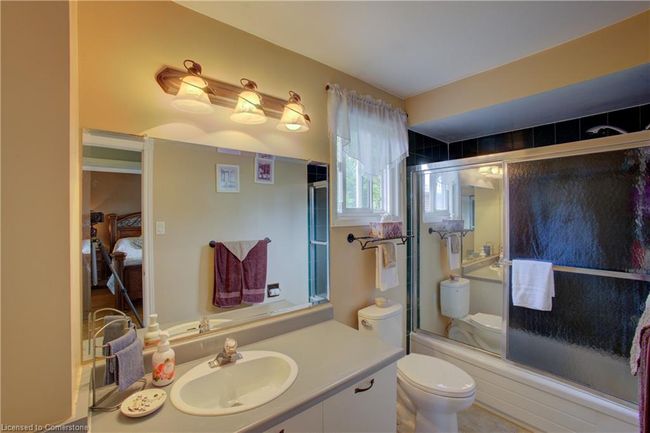57 Ecclestone Dr, House other with 3 bedrooms, 2 bathrooms and 4 parking in Brampton ON | Image 22