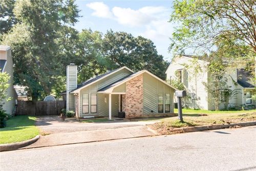 1052 Mccay Ave, Mobile, AL, 36609-5140 | Card Image