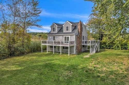 35 Holbrook Ave, Wellfleet, MA, 02667-7409 | Card Image