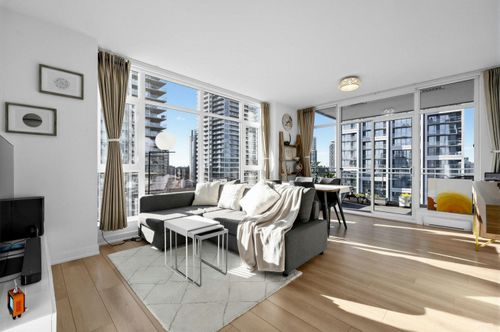 1901-4688 Kingsway, Burnaby, BC, V5H0E9 | Card Image