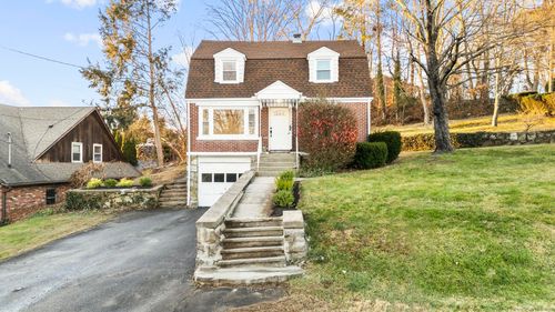 23 Prospect Ave, Watertown, CT, 06779-1533 | Card Image