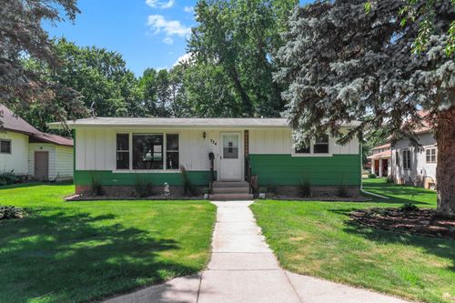 324 Augusta Ave, Paynesville, MN, 56362-1206 | Card Image