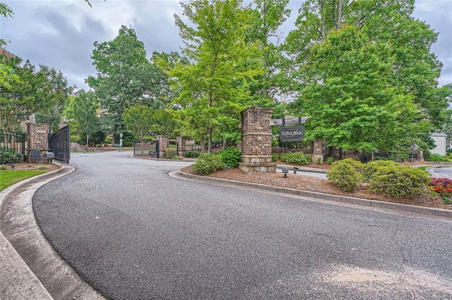 2433 Santa Rosa St, Townhouse with 3 bedrooms, 4 bathrooms and null parking in Alpharetta GA | Image 27