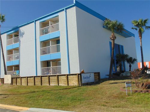 79-14300 Padre Island Dr, Corpus Christi, TX, 78418-5942 | Card Image