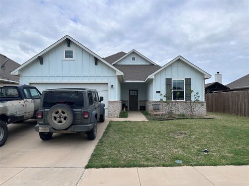 324 Bronco Dr, Pilot Point, TX, 76258-1543 | Card Image