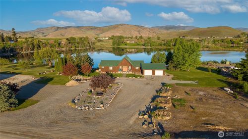7 Sunset Lakes Rd, Omak, WA, 98841-9001 | Card Image