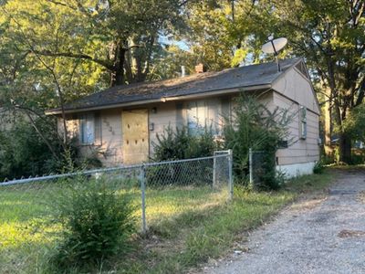 2934 Semmes St, House other with 2 bedrooms, 1 bathrooms and null parking in Memphis TN | Image 1