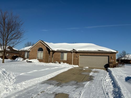 5202 E Harvard Ct, Columbus, IN, 47203-4586 | Card Image