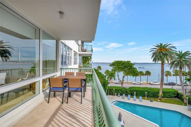 APT-408 - 1408 Brickell Bay Dr, Condo with 2 bedrooms, 3 bathrooms and null parking in Miami FL | Image 12