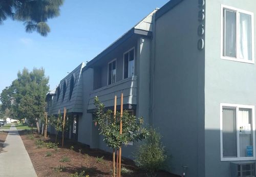 5560 Ackerfield Ave, Long Beach, CA, 90805-4958 | Card Image