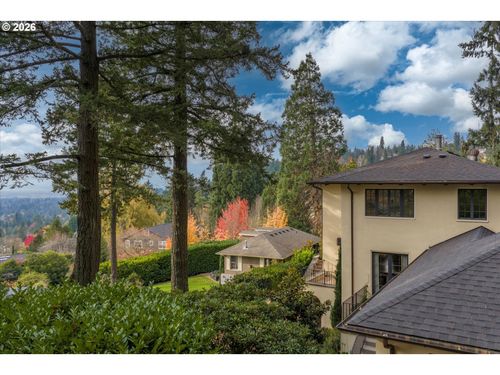 3620 Sw Dosch Rd, Portland, OR, 97239-1428 | Card Image