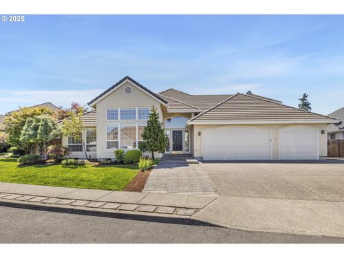 1947 Ne 21st Ave, Canby, OR, 97013-2533 | Card Image