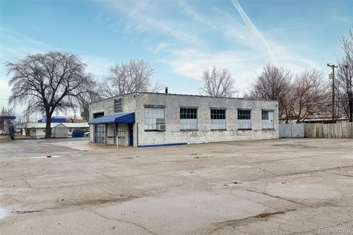 14239 Telegraph Rd, Taylor, MI, 48180-4656 | Card Image