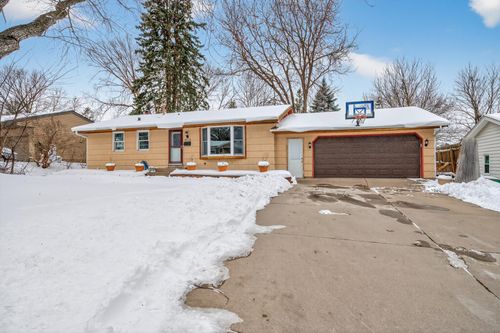 8018 33rd Pl N, Crystal, MN, 55427-1919 | Card Image