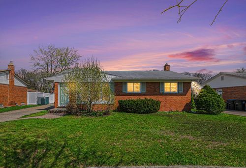 31618 Haldane St, Livonia, MI, 48152-1558 | Card Image