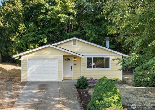 3365 Se Carmae Dr, Port Orchard, WA, 98366-1001 | Card Image