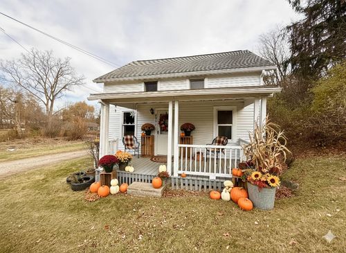 4901 Munger Rd, Ypsilanti, MI, 48197-9215 | Card Image