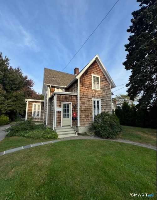 21 Broadway Ave, Mystic, CT, 06355-2744 | Card Image