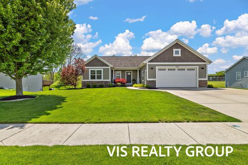 3914 Kentucky Ln, Hudsonville, MI, 49426-8105 | Card Image