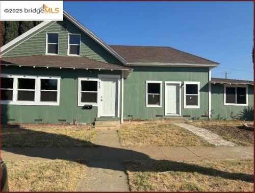 415 E Oak St, Willows, CA, 95988-3118 | Card Image