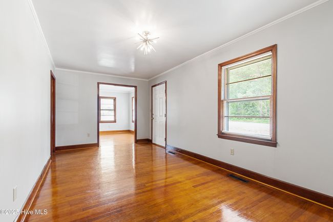 512 Queens Creek Rd, House other with 2 bedrooms, 2 bathrooms and 1 parking in Hubert NC | Image 7