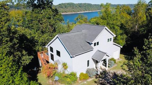 42 Lands End Dr, Monticello, KY, 42633-8093 | Card Image