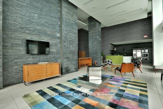 812 - 360 Square 1 Dr, Condo with 1 bedrooms, 1 bathrooms and 1 parking in Mississauga ON | Image 22
