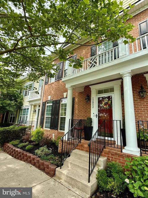 12852 Marblestone Dr, WOODBRIDGE, VA, 22192-8309 | Card Image