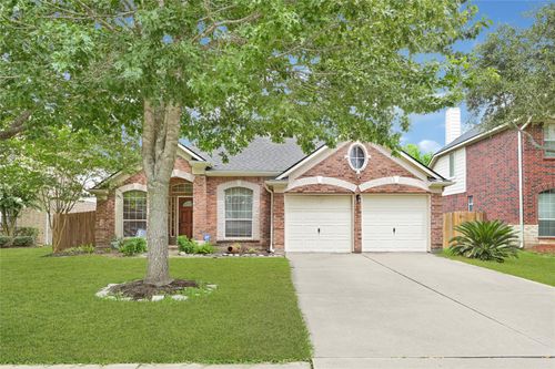 519 Rainswept Pass Dr, Rosenberg, TX, 77469-4671 | Card Image